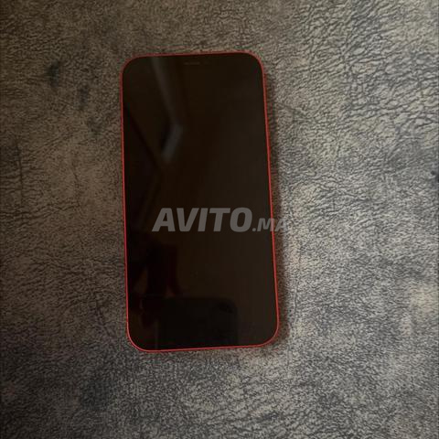 iPhone 12 état batterie 79% - 2