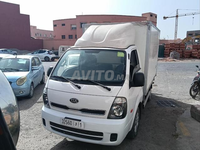 Kia 2500 Camionnette encore neuve