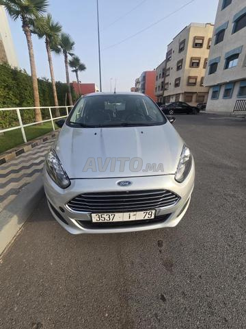 Vente Ford Fiesta en excellent état 2016