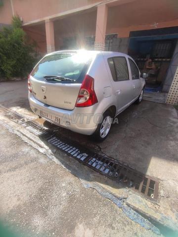 Dacia Sandero Diesel 2011 Full Options - 2