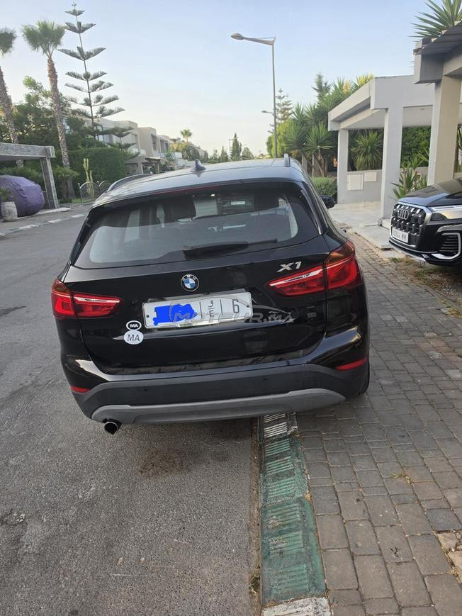 BMW X1 1ERE MAIN 