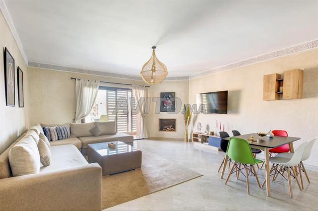 🏡 شقة جميلة T3 مفروشة في زارا جليز