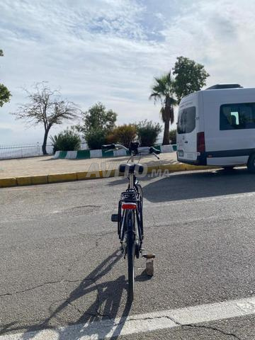 Vélo presque neuf à prix raisonnable, bienvenue - 2