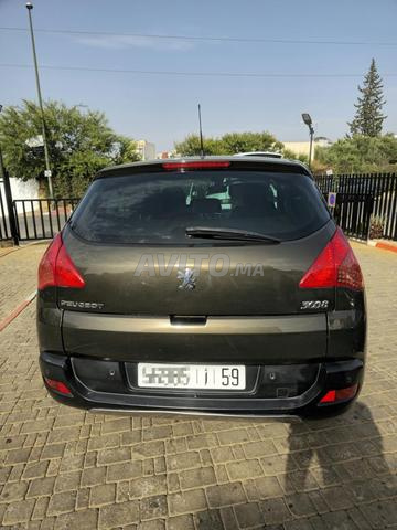 بيجو 3008