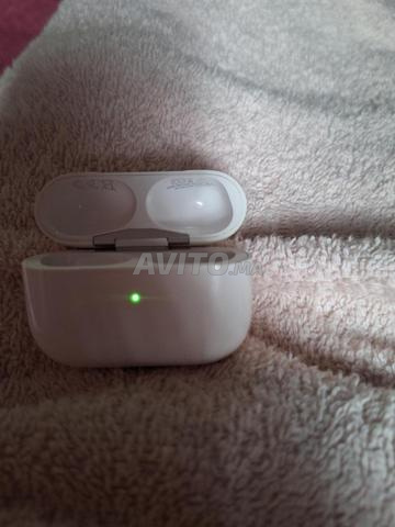 Boîtier de charge AirPods Pro 1 - 2