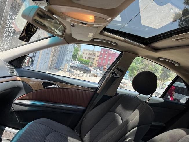 مرسيدس  e220 للبيع تمن مناسب 