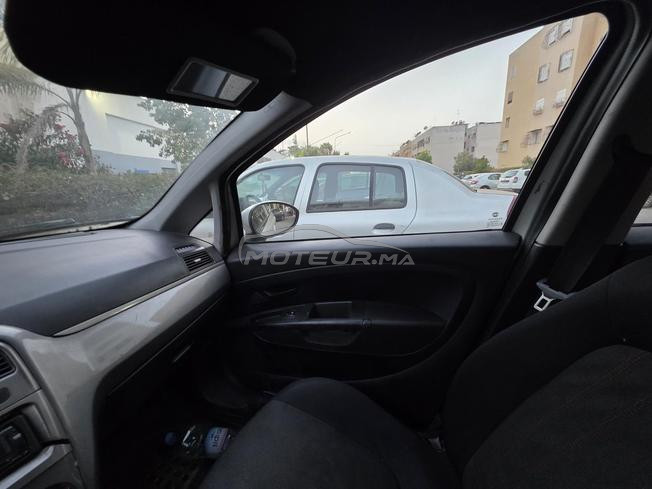 Fiat Punto Diesel Manuelle 2015 à Salé