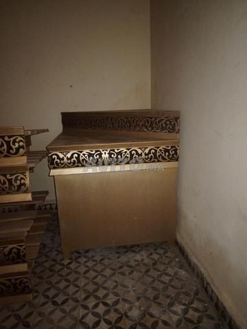 Banc, table et coins - 2