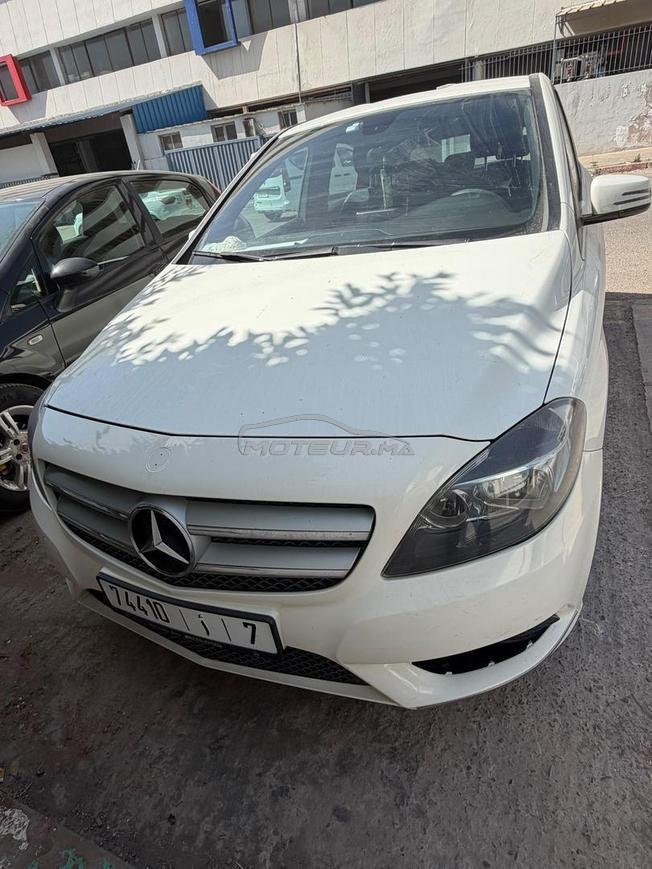 Mercedes B180