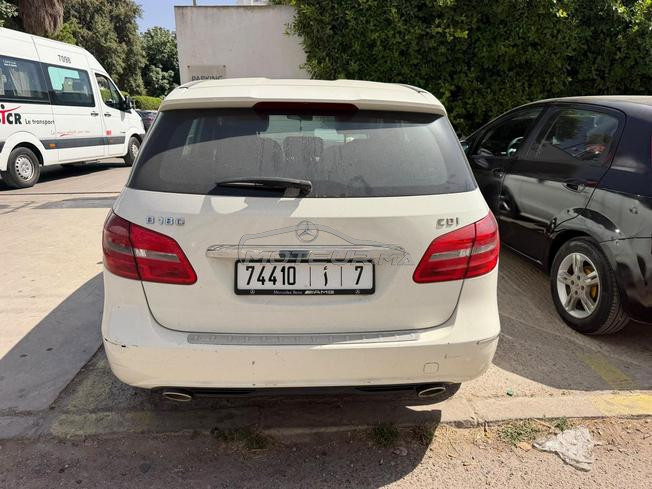 Mercedes B180