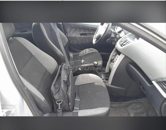 Peugeot 207 Essence Manuelle 2007 à Berrechid