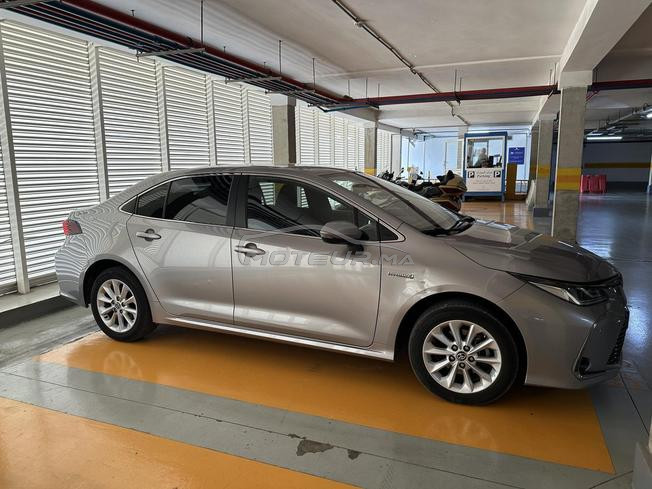 Corolla Prestige, version distinctive plus  