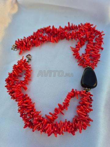Collier et bracelet en corail