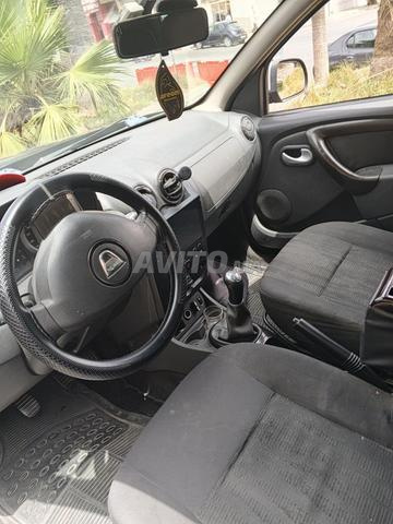 Dacia Duster Diesel Manuelle 2011 à Safi - 2