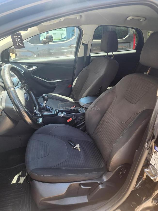 ford focus titanium 