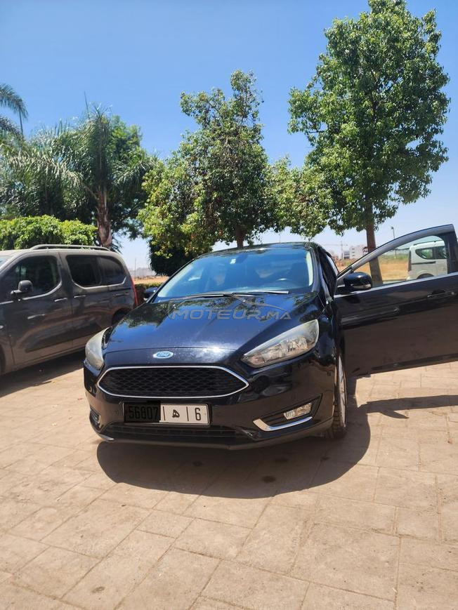 ford focus titanium 