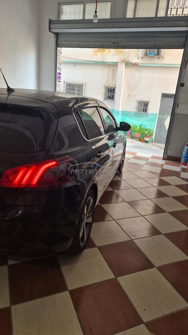  Peugeot 308 2020 en excellent état