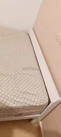 lit avec matelas - 2
