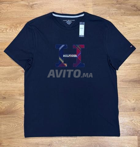 T-shirt de Luxe Tommy Hilfiger original neuf - 2