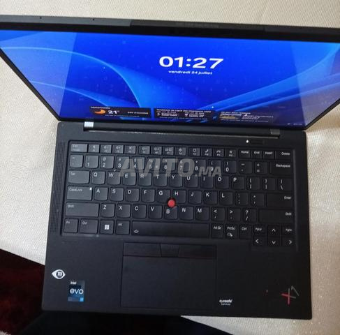 ThinkPad X1 Carbon Gen 10 - Core i7 - RAM 32Go - 2