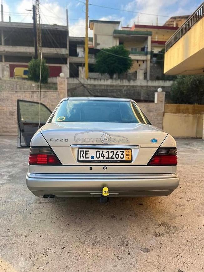 مرسيديس E 220 