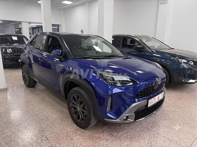 Toyota YARISS cross
