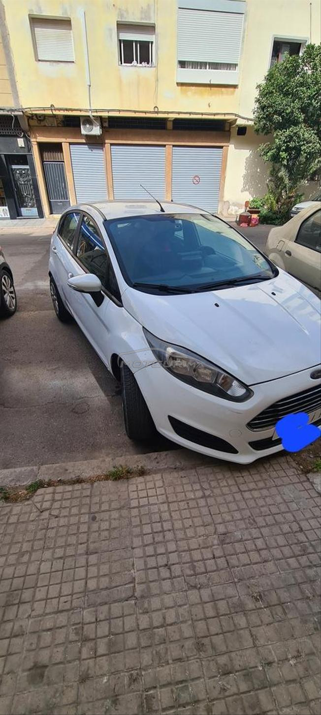 سيارات للبيع