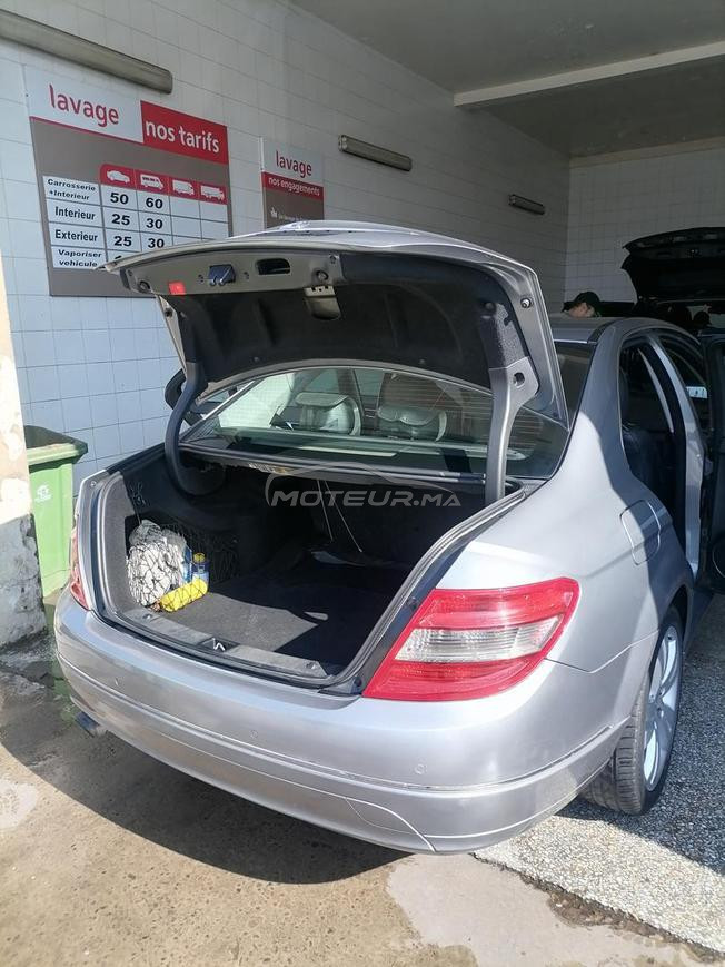 Mercedes-Benz 220 Diesel Manuelle 2010 à Safi