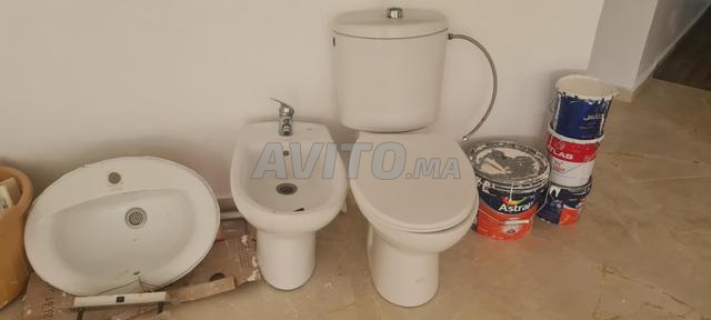 WC bidet et lavabo