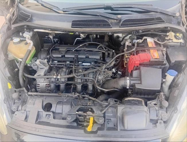 ford fiesta essence 