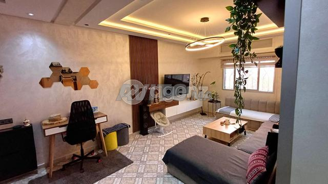 CMN-AC-1964 - Appartement à vendre à Sidi Maarouf