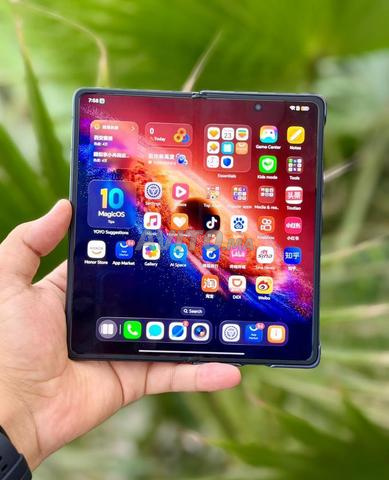 HONOR MAGIC V6 - 2