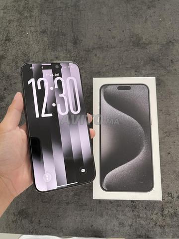 iPhone 15 Pro Max 256gb Noir avec emballage - 2