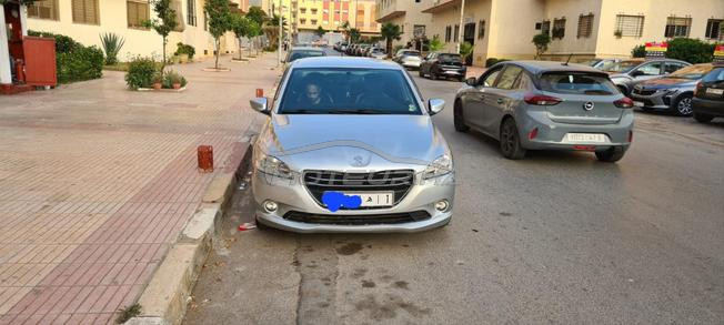Peugeot 301 Diesel Manuelle 2015 à Salé
