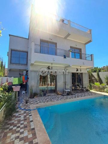 ALH-AG-1001 - Villa à vendre à Al Haouz