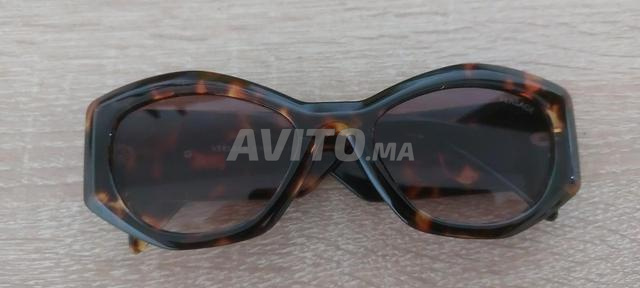 Lunettes de Soleil Versace pour femmes. - 2