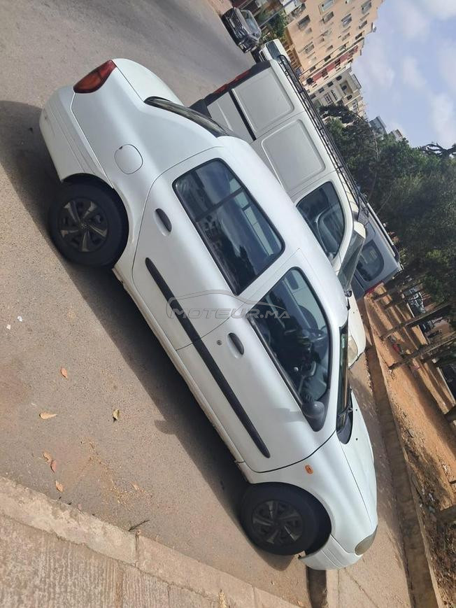 Renault Clio Essence Manuelle 2001 à Rabat