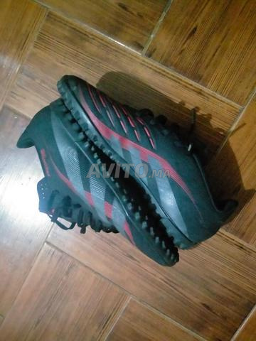 Chaussures Predator originales taille 42.5