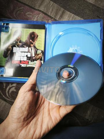 CD GTA5 PS4 comme neuf - 2