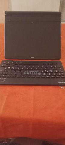 Tablette Huawei avec clavier Bluetooth