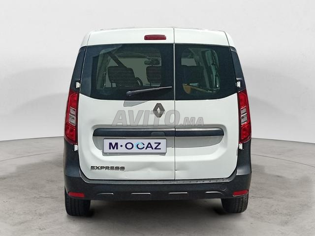 RENAULT Express