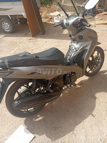 Moto en bon état, très bien, le Brah, bienvenue - 2
