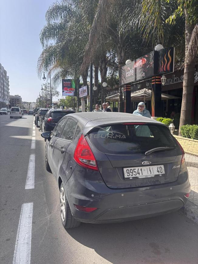 Ford Fiesta Essence Manuelle 2012 à Tanger