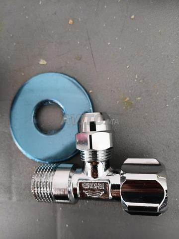 صنبور إيقاف زاوية GROHE جديد - 2
