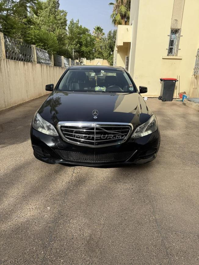 Mercedes-Benz Classe E 220d en excellent état.