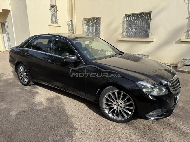 Mercedes-Benz Classe E 220d en excellent état.