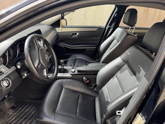 Mercedes-Benz Classe E 220d en excellent état.