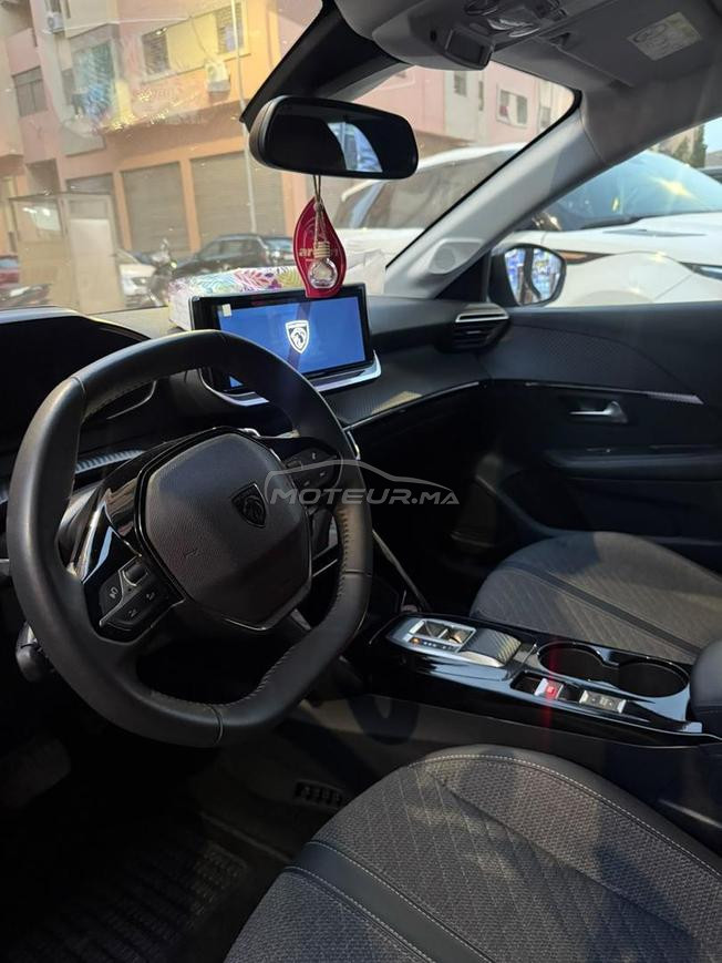 Peugeot 208 Hybride Automatique 2025 à Marrakech