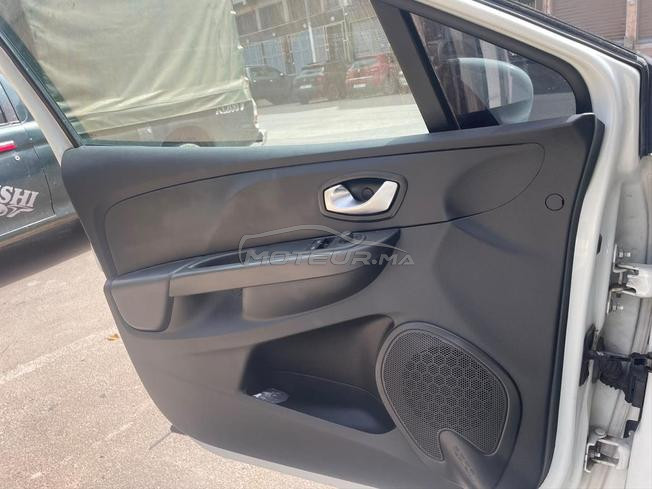 clio 4 model 2015 