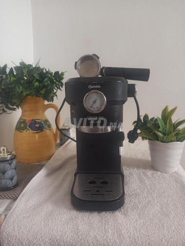 Machines à café domestiques à vendre, tout fonctionne